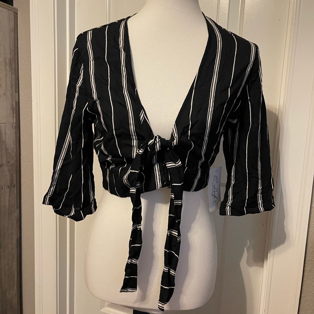 Black and white striped tie front crop top size M